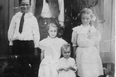 Bartlett, Jasper, Alice Bartlett Lacey &kids (a) DLC